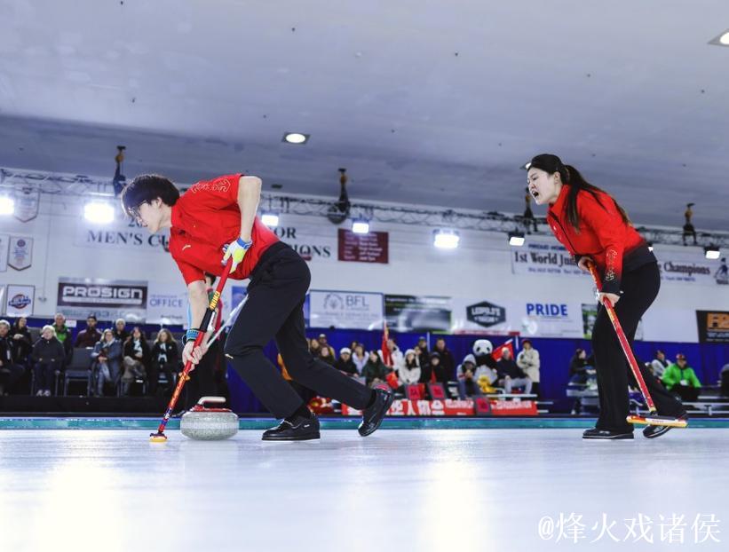 冬奥会冰壶落选赛：中国混双组合小组第二晋级
